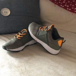 Cat & Jack toddler boy shoes